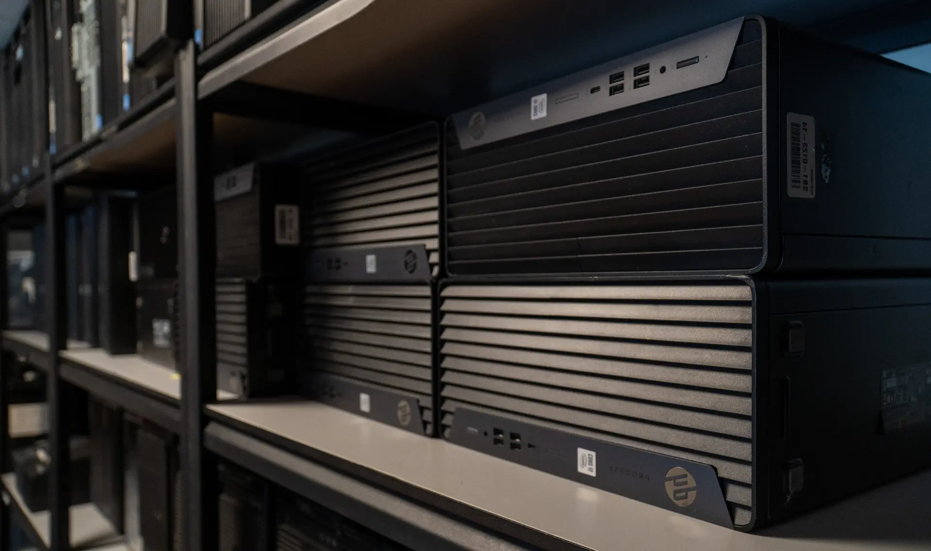Refurbished serverutstyr fra Planbit